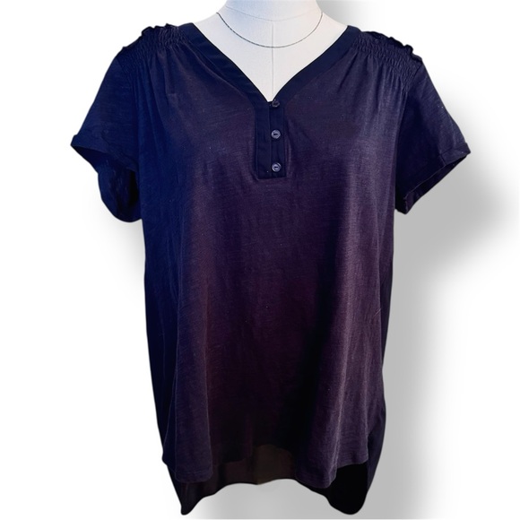 EVERLEIGH Navy Blue Flowy Smocked Short Sleeve Tunic Top Blouse - Picture 1 of 11
